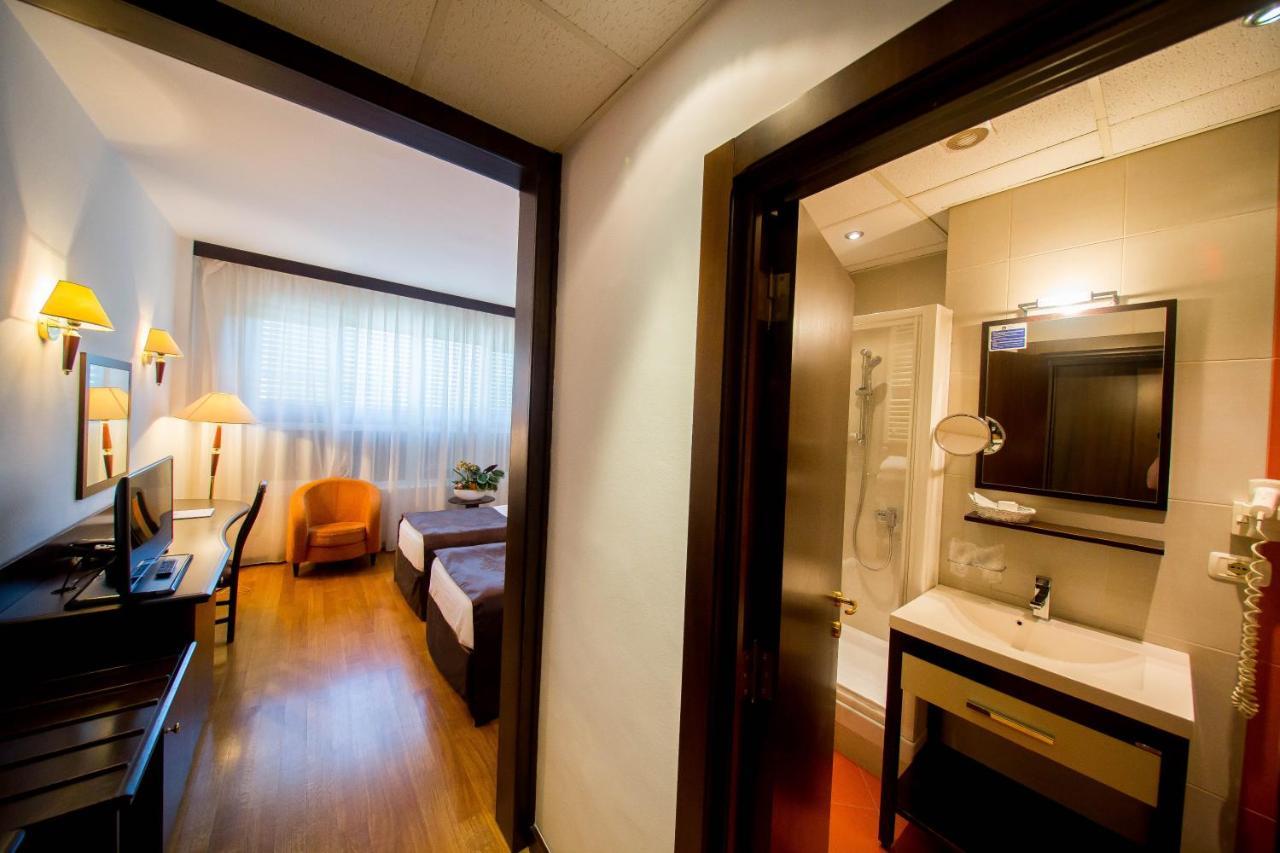 Best Western Central Hotel アラド エクステリア 写真